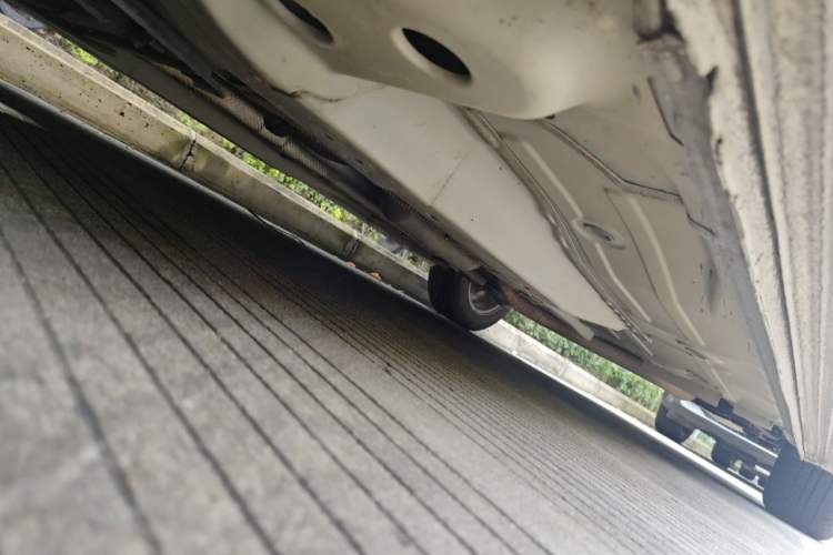 Used Chevrolet Cavalier 2018 320 Manual Xinyue Edition Chassis Front Left