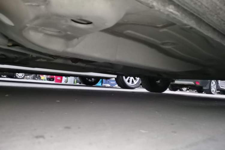 Used Chevrolet Cavalier 2018 320 Automatic Xinyue Edition Chassis Front Left