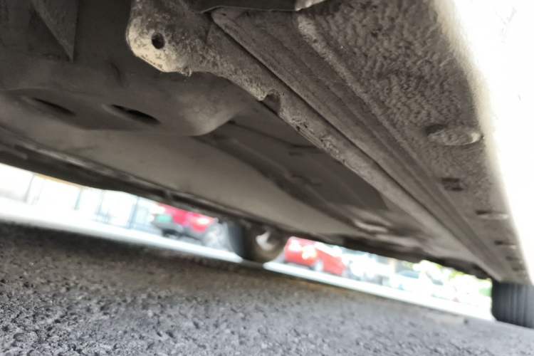 Used Chevrolet Cavalier 2018 320 Automatic Xinyue Edition Chassis Front Left