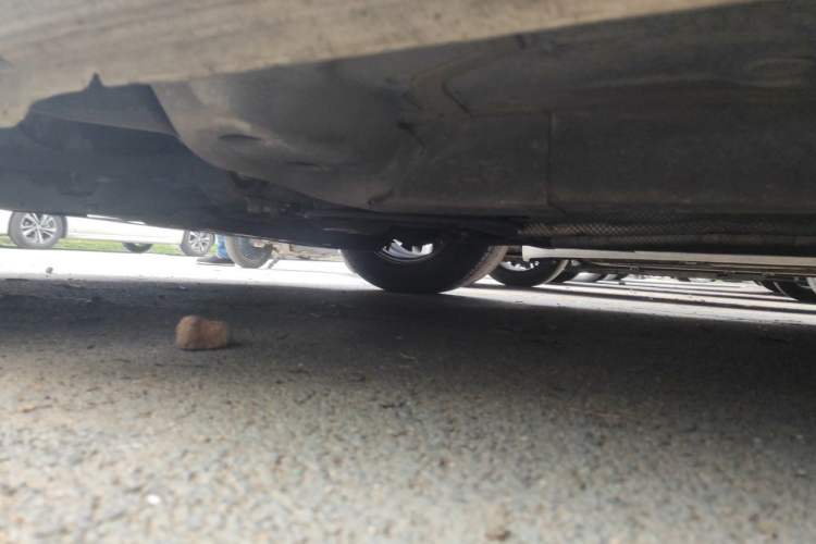 Used Chevrolet Cavalier 2018 320 Automatic Xinyue Edition Chassis Front Left