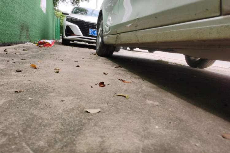 Used Chevrolet Cavalier 2018 320 Automatic Xinyue Edition Chassis Front Right