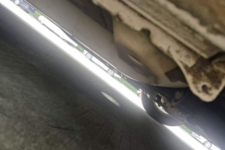 Used Chevrolet Cavalier 2018 320 Manual Xinyue Edition Chassis Front Right