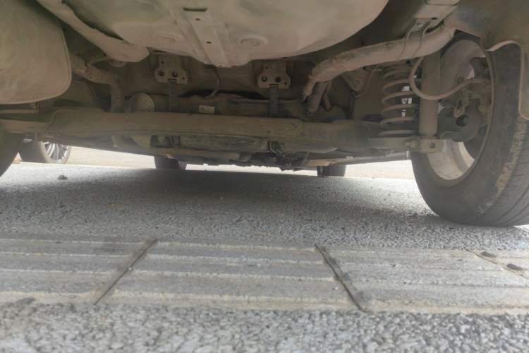 Used Chevrolet Cavalier 2018 320 Manual Xinyue Edition Chassis Rear