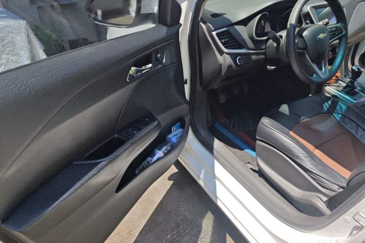 Used Chevrolet Cavalier 2018 320 Manual Xinyue Edition Driver Seat