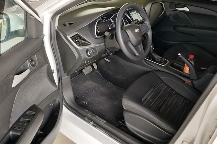 Used Chevrolet Cavalier 2018 320 Automatic Enjoyment Sunroof Edition Driver Seat