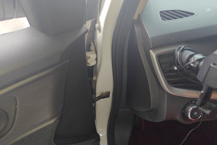 Used Chevrolet Cavalier 2018 320 Automatic Enjoyment Edition Driver Seat