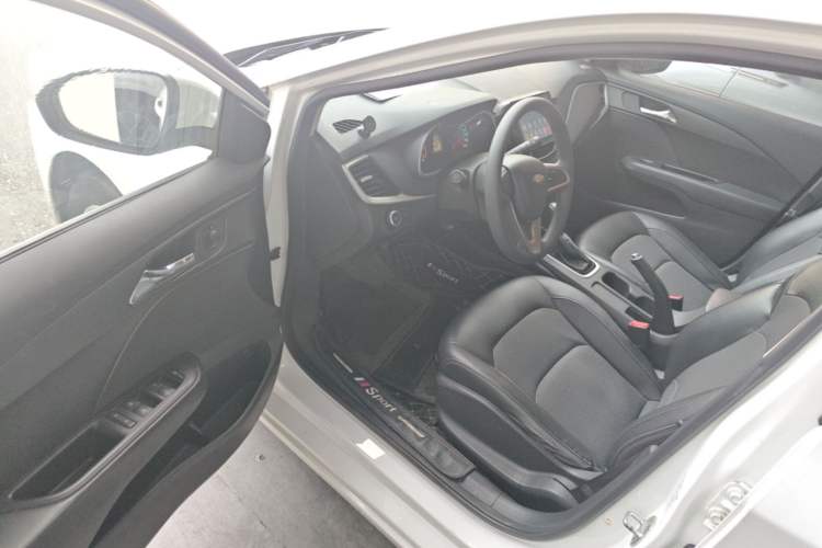 Used Chevrolet Cavalier 2018 320 Automatic Xinyue Edition Driver Seat