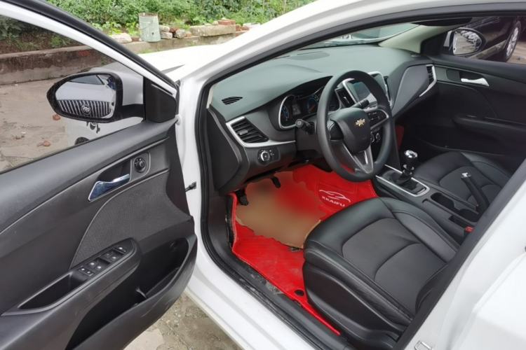 Used Chevrolet Cavalier 2018 320 Manual Xinyue Edition Driver Seat