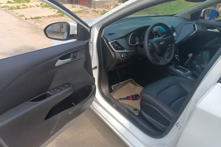 Used Chevrolet Cavalier 2018 320 Automatic Enjoyment Sunroof Edition Driver Seat
