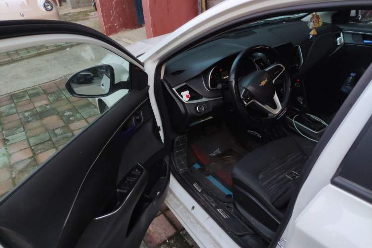 Used Chevrolet Cavalier 2018 320 Automatic Enjoyment Sunroof Edition Driver Seat