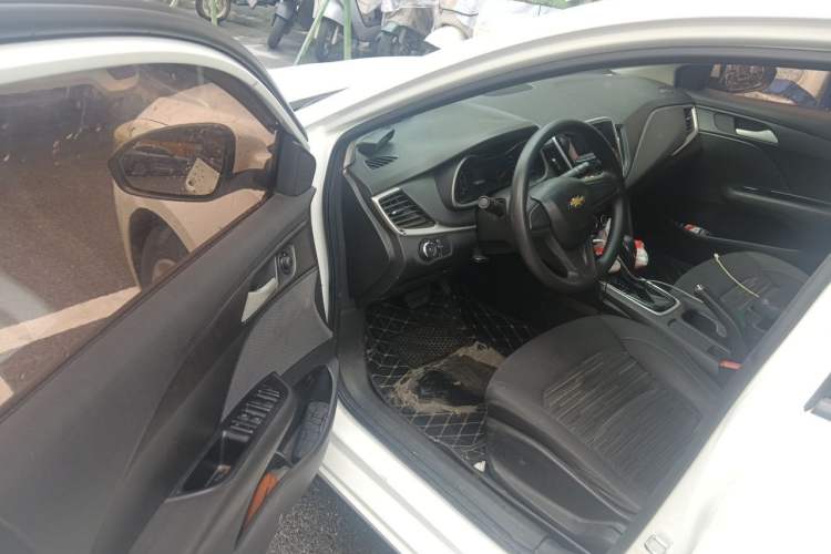 Used Chevrolet Cavalier 2018 320 Automatic Enjoyment Sunroof Edition Driver Seat