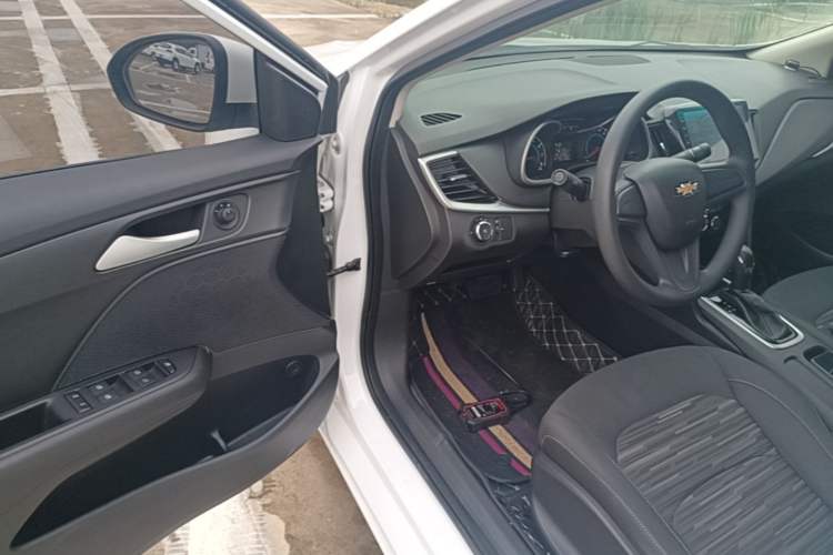 Used Chevrolet Cavalier 2018 320 Automatic Enjoyment Sunroof Edition Driver Seat