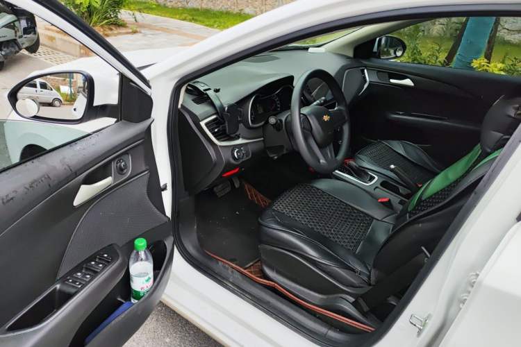 Used Chevrolet Cavalier 2018 320 Automatic Enjoyment Sunroof Edition Driver Seat