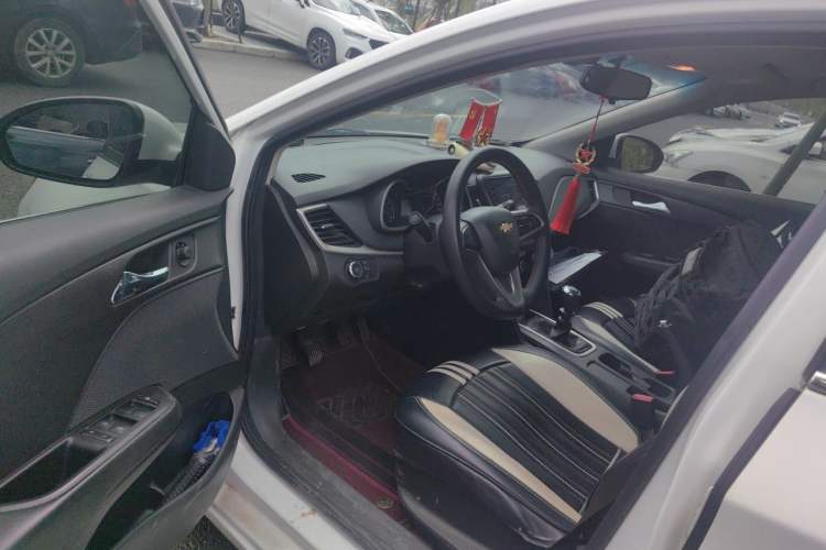 Used Chevrolet Cavalier 2018 320 Manual Xinyue Edition Driver Seat