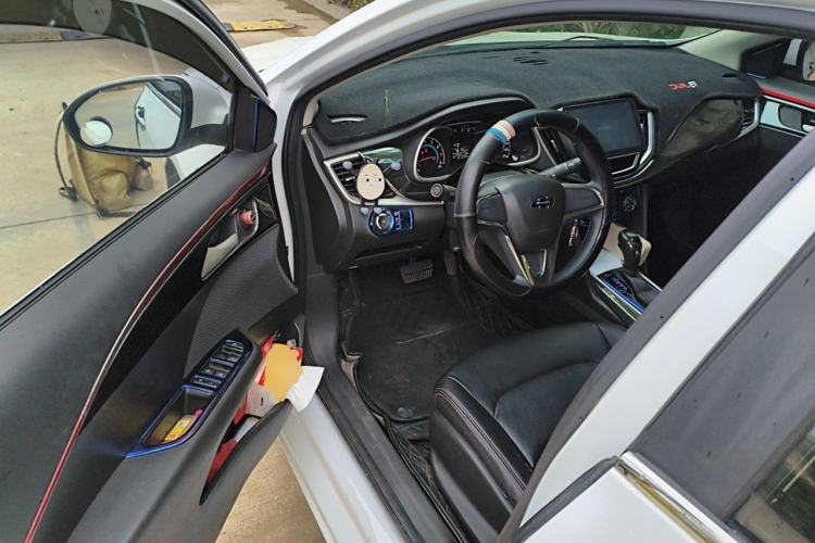 Used Chevrolet Cavalier 2018 320 Automatic Enjoyment Sunroof Edition Driver Seat