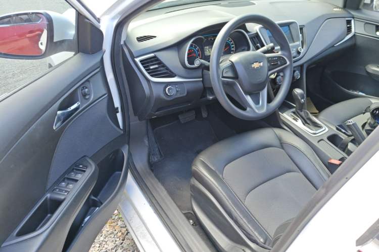 Used Chevrolet Cavalier 2018 320 Automatic Xinyue Edition Driver Seat