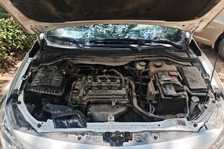 Used Chevrolet Cavalier 2018 320 Automatic Xinyue Edition Engine Bay