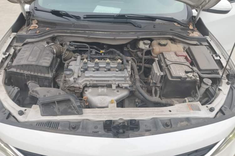 Used Chevrolet Cavalier 2018 320 Automatic Xinyue Edition Engine Bay