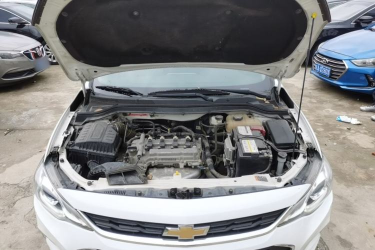 Used Chevrolet Cavalier 2018 320 Manual Xinyue Edition Engine Bay
