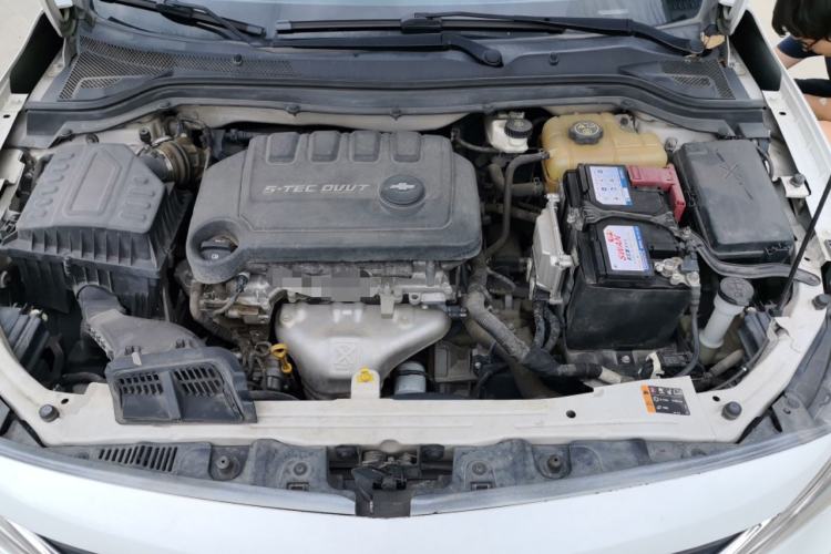 Used Chevrolet Cavalier 2018 320 Automatic Xinyue Edition Engine Bay