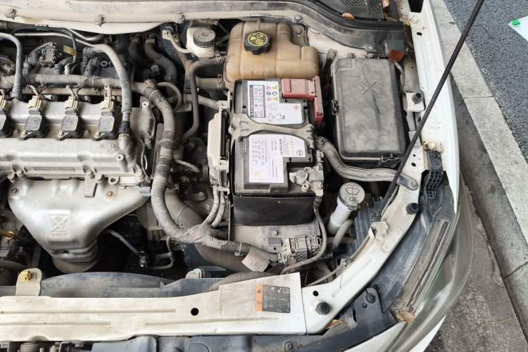 Used Chevrolet Cavalier 2018 320 Automatic Xinyue Edition Engine Bay Left
