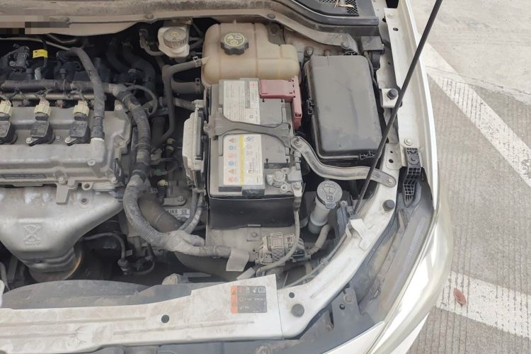 Used Chevrolet Cavalier 2018 320 Automatic Xinyue Edition Engine Bay Left