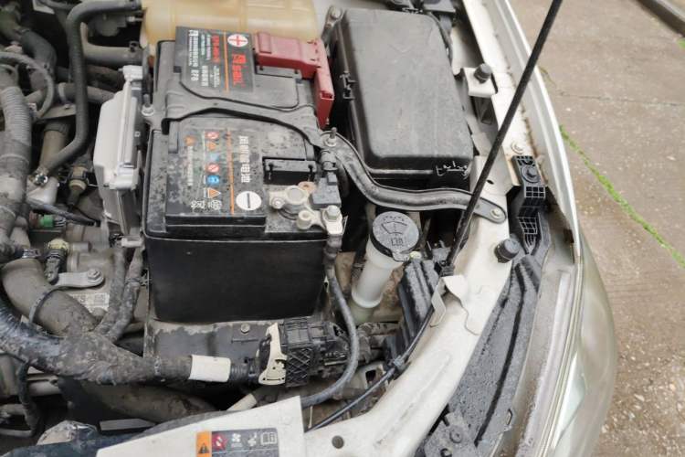 Used Chevrolet Cavalier 2018 320 Automatic Xinyue Edition Engine Bay Left