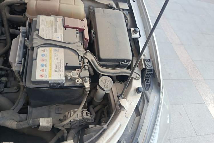 Used Chevrolet Cavalier 2018 320 Automatic Enjoyment Sunroof Edition Engine Bay Left