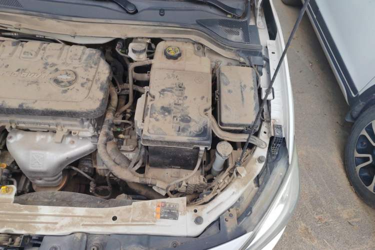 Used Chevrolet Cavalier 2018 320 Automatic Xinyue Edition Engine Bay Left