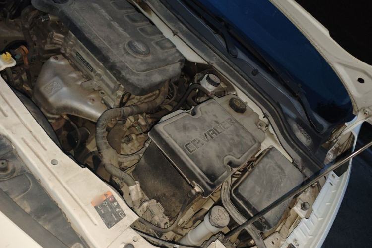 Used Chevrolet Cavalier 2018 320 Automatic Xinyue Edition Engine Bay Left