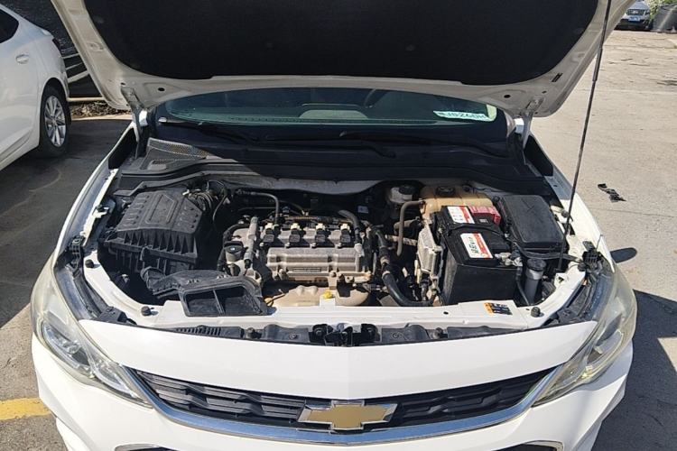 Used Chevrolet Cavalier 2018 320 Manual Xinyue Edition Engine Bay