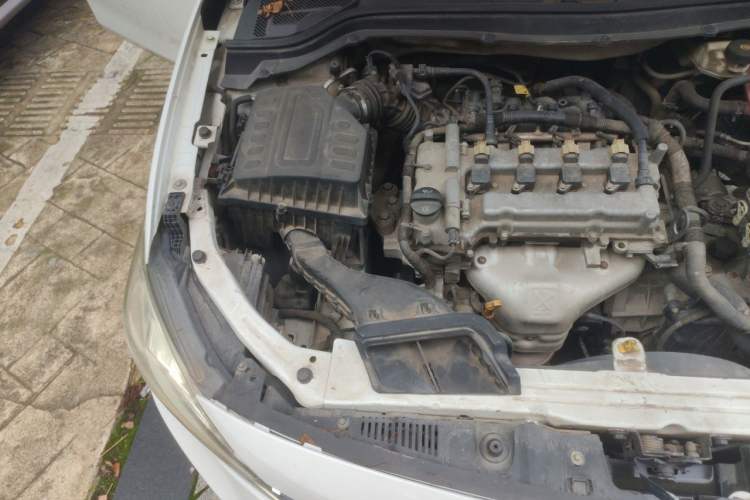 Used Chevrolet Cavalier 2018 320 Automatic Xinyue Edition Engine Bay Right