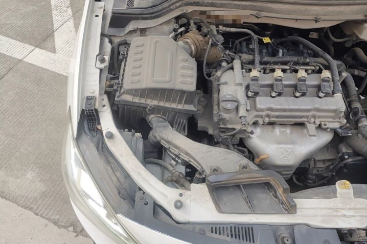 Used Chevrolet Cavalier 2018 320 Automatic Xinyue Edition Engine Bay Right