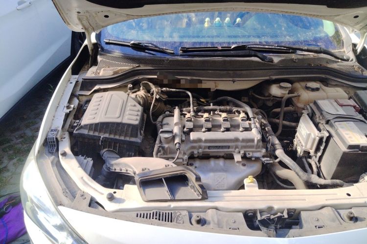 Used Chevrolet Cavalier 2018 320 Manual Xinyue Edition Engine Bay Right