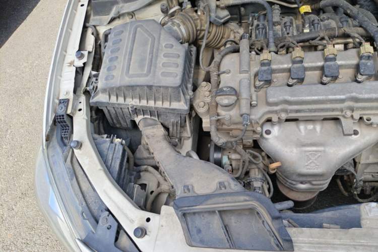 Used Chevrolet Cavalier 2018 320 Automatic Xinyue Edition Engine Bay Right