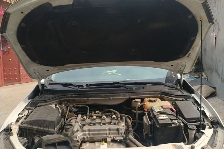 Used Chevrolet Cavalier 2018 320 Automatic Xinyue Edition Engine Bay