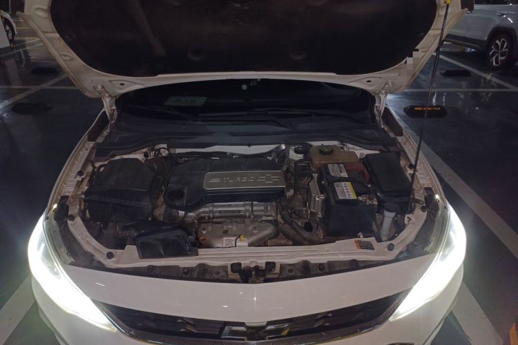 Used Chevrolet Cavalier 2018 320 Automatic Xinyue Edition Engine Bay