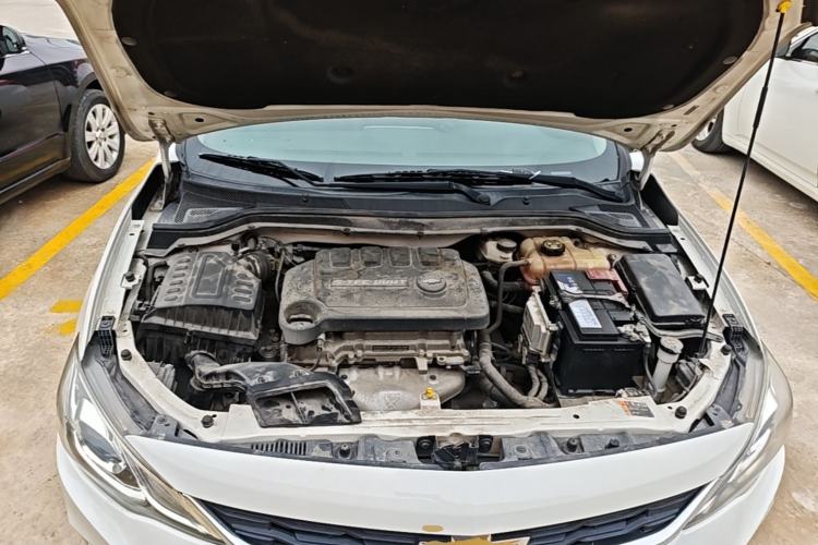 Used Chevrolet Cavalier 2018 320 Automatic Xinyue Edition Engine Bay