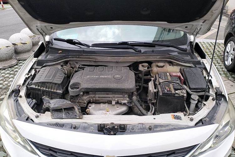 Used Chevrolet Cavalier 2018 320 Automatic Xinyue Edition Engine Bay