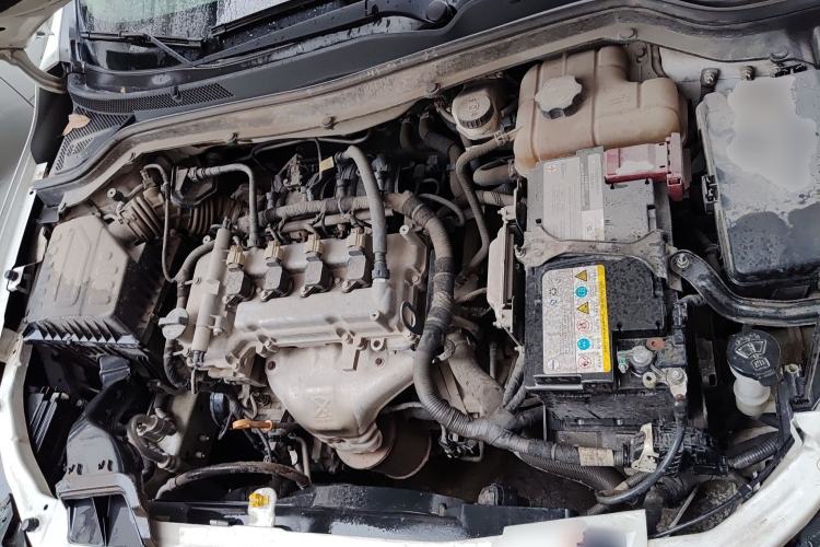 Used Chevrolet Cavalier 2018 320 Manual Xinyue Edition Engine Bay