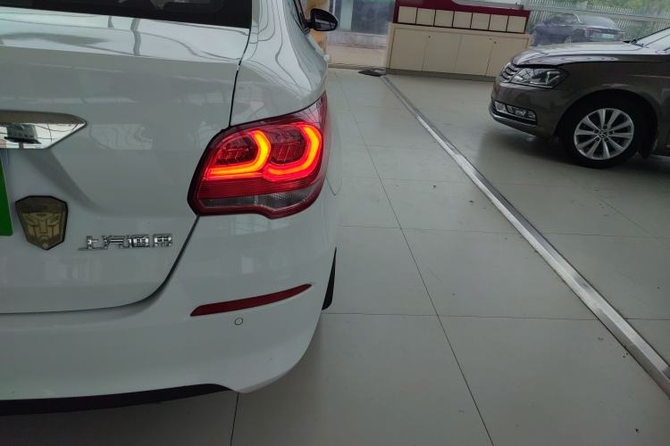 Used Chevrolet Cavalier 2018 320 Automatic Xinyue Edition Exterior 3