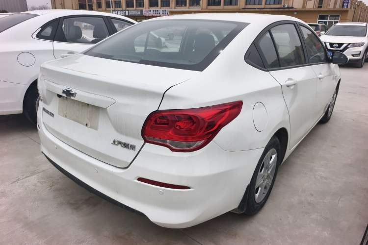 Used Chevrolet Cavalier 2018 320 Automatic Enjoyment Edition Exterior 4