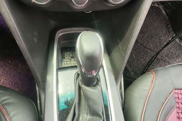 Used Chevrolet Cavalier 2018 320 Automatic Enjoyment Sunroof Edition Gear Lever
