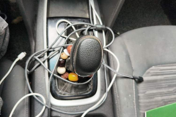 Used Chevrolet Cavalier 2018 320 Automatic Enjoyment Sunroof Edition Gear Lever