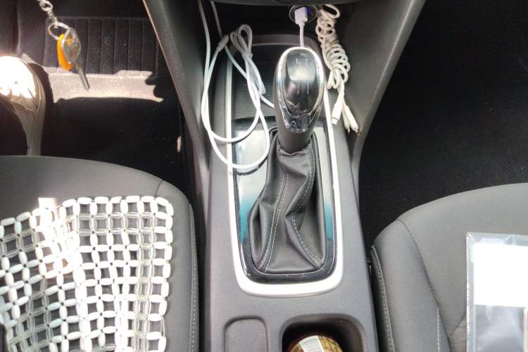 Used Chevrolet Cavalier 2018 320 Automatic Enjoyment Sunroof Edition Gear Lever