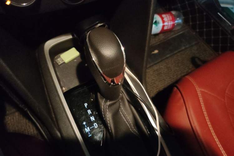 Used Chevrolet Cavalier 2018 320 Automatic Xinyue Edition Gear Lever