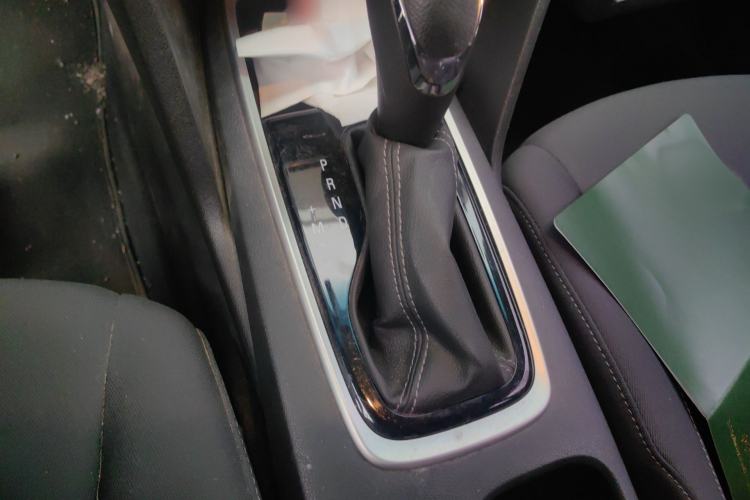 Used Chevrolet Cavalier 2018 320 Automatic Enjoyment Sunroof Edition Gear Lever