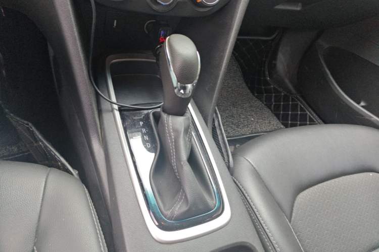 Used Chevrolet Cavalier 2018 320 Automatic Xinyue Edition Gear Lever