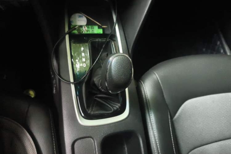Used Chevrolet Cavalier 2018 320 Automatic Xinyue Edition Gear Lever