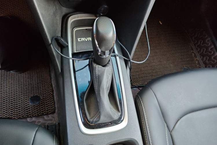 Used Chevrolet Cavalier 2018 320 Automatic Xinyue Edition Gear Lever